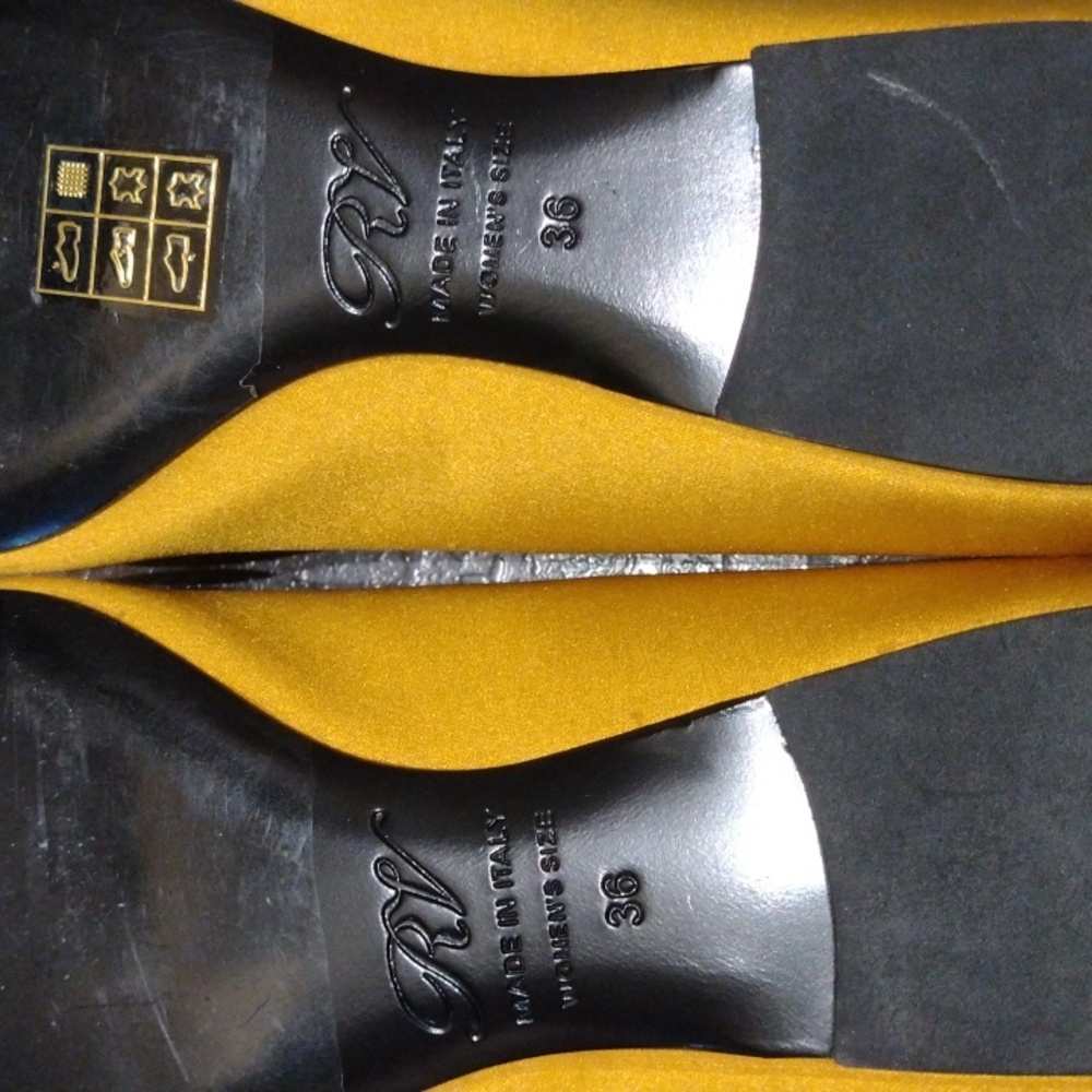 Roger Vivier Flower Strass Crystal embellishment Satin Ginger yellow flat Size35 - Picture 8 of 14